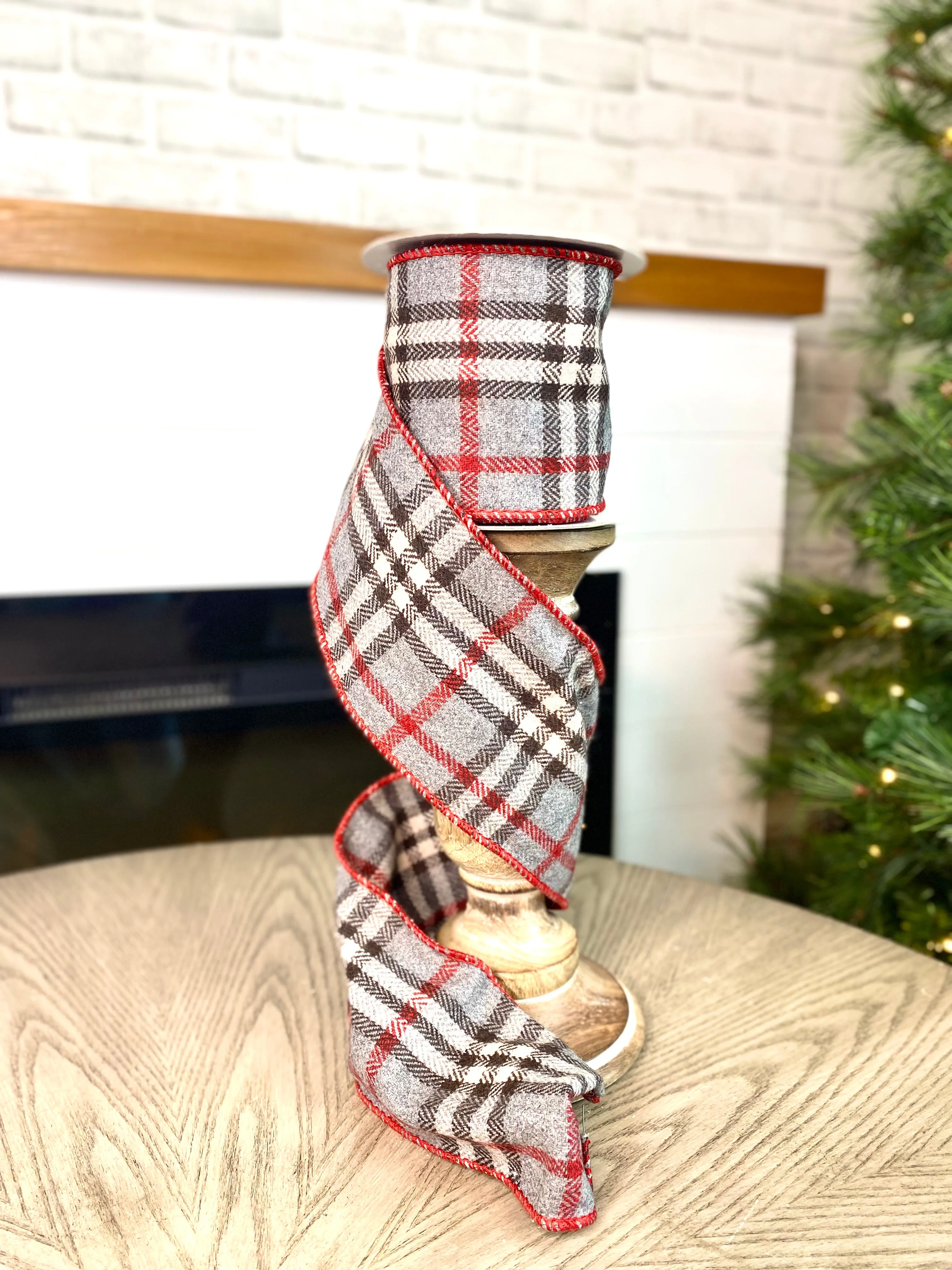 4" Cozy Plaid Ribbon Bolt