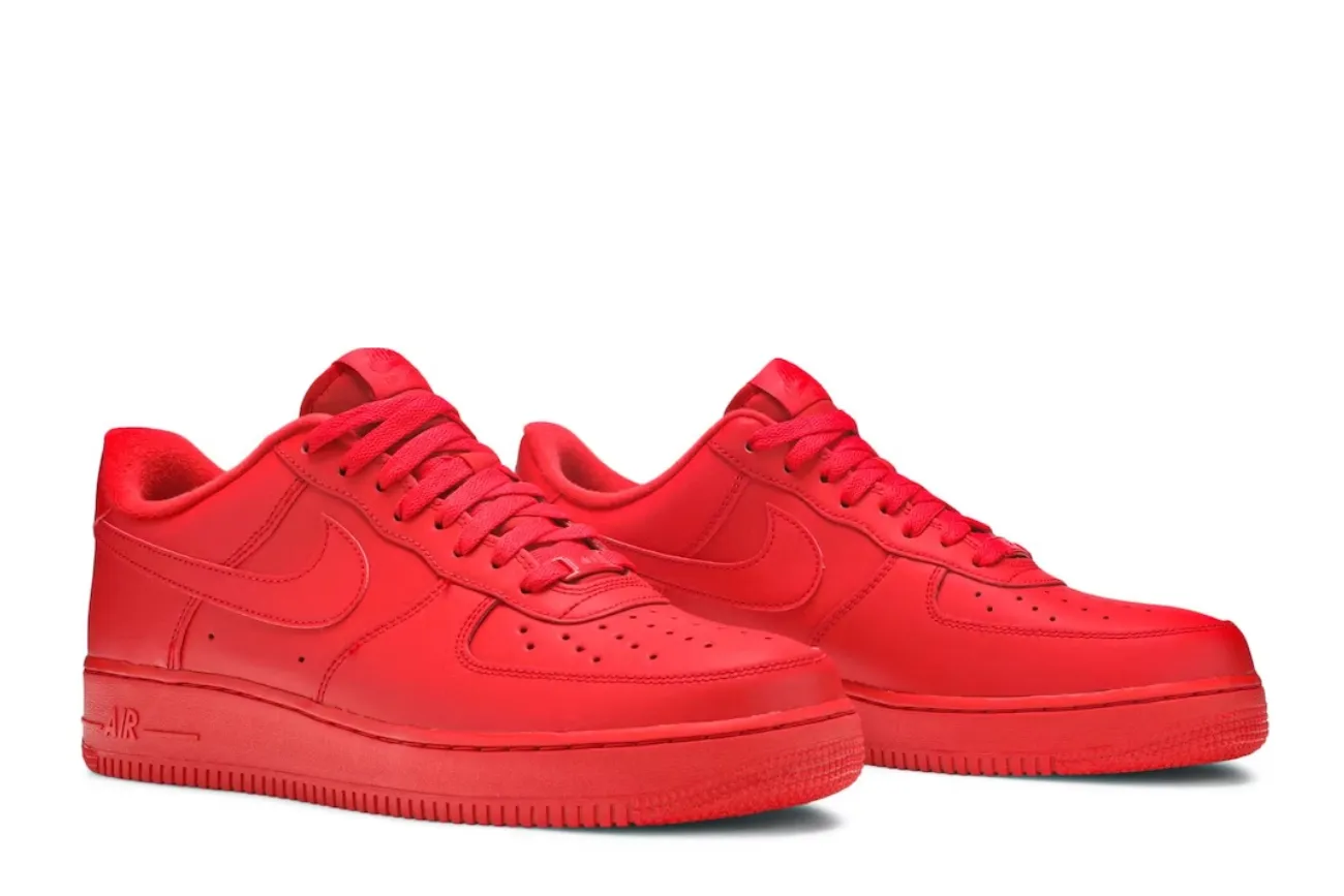 Air Force 1 Low '07 LV8 1 'Triple Red'