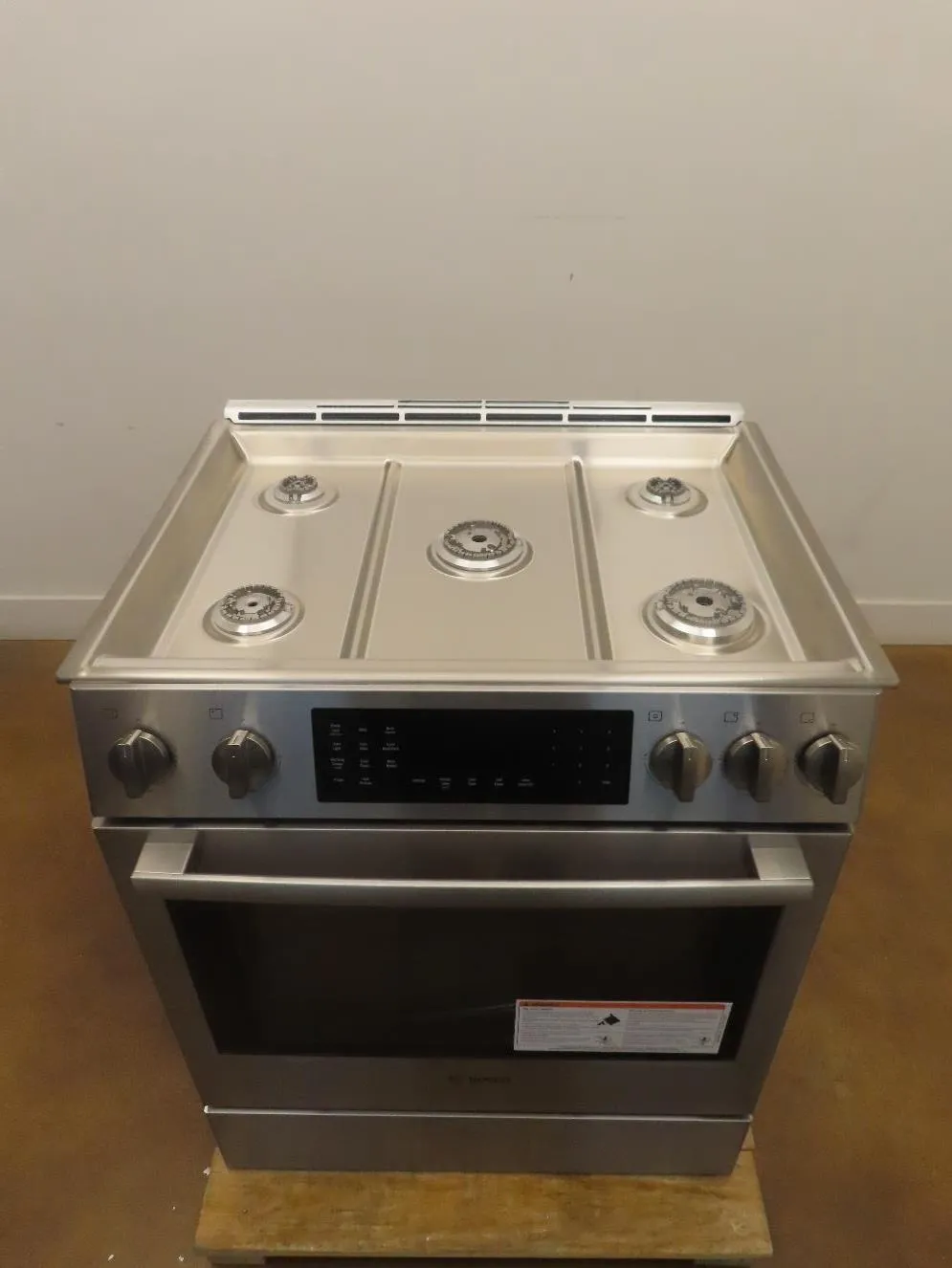 Bosch 800 Series HDI8056U 30" Slide-In Dual Fuel Range Full Warranty Pictures