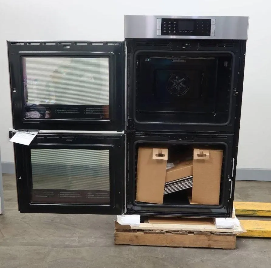 Bosch Benchmark 30" 14 Modes Double Electric Wall Oven HBLP651UC