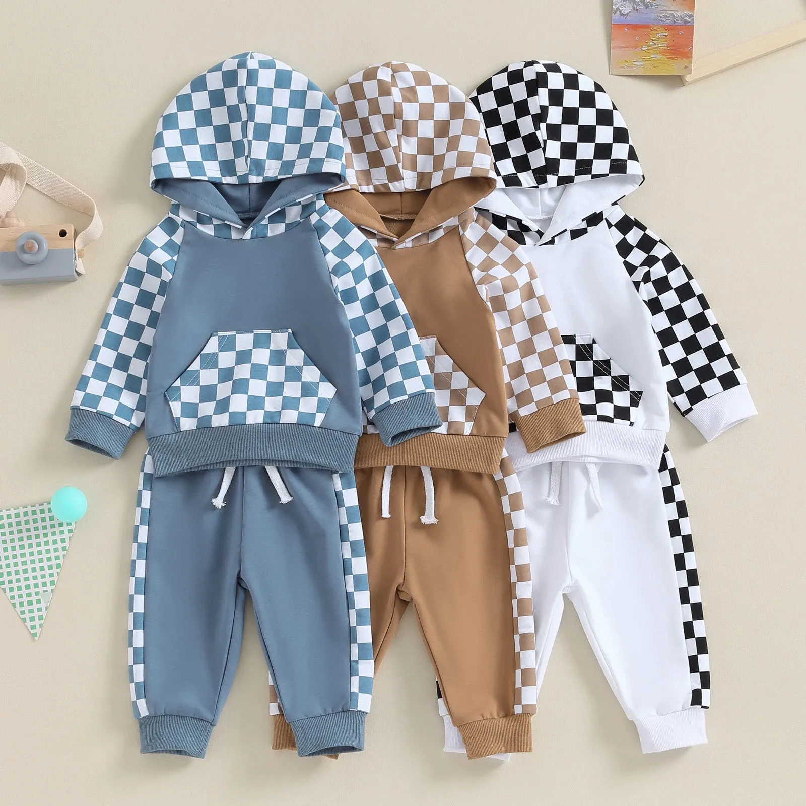 CHECKERS Hoody Outfit