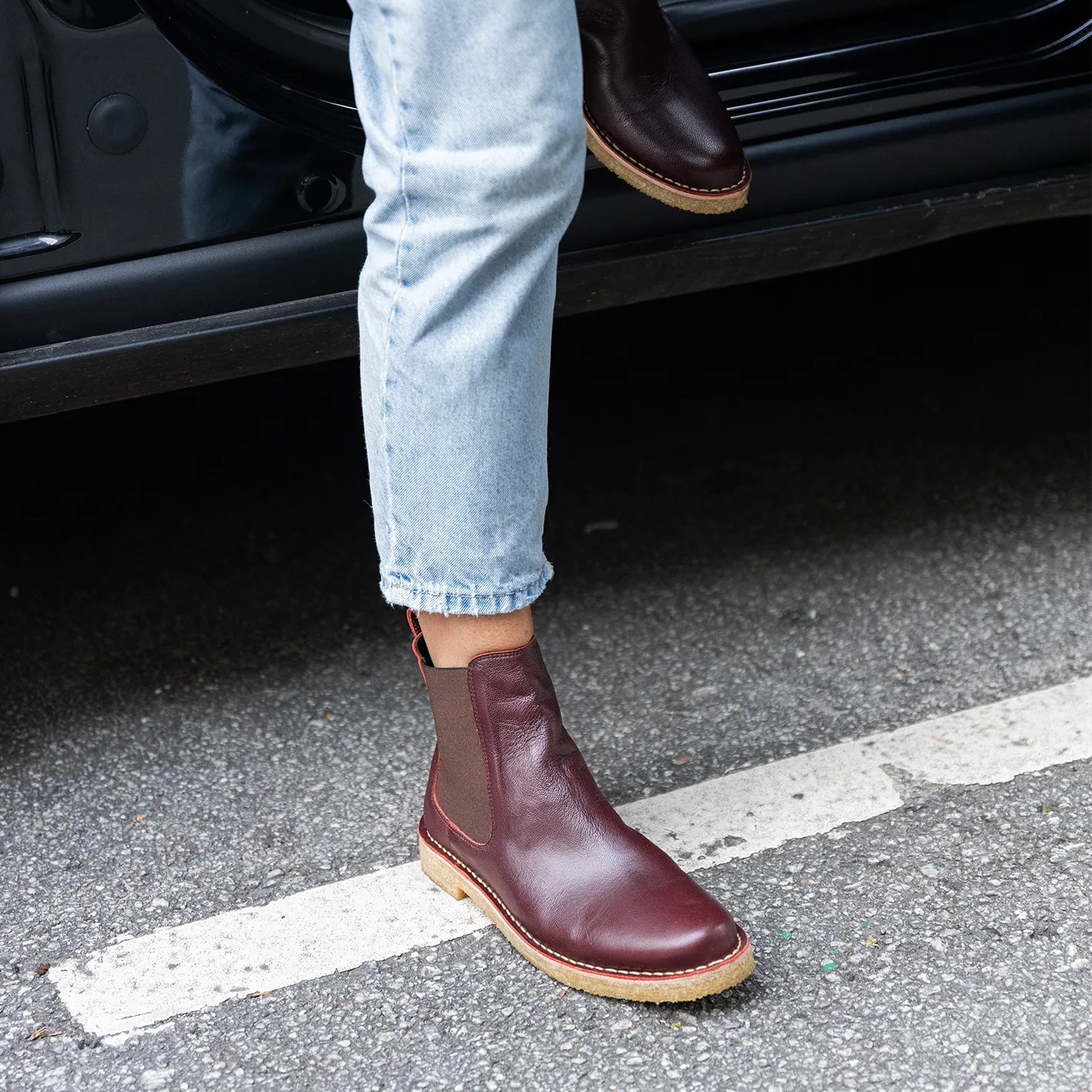 Chris Burgundy Chelsea Boots