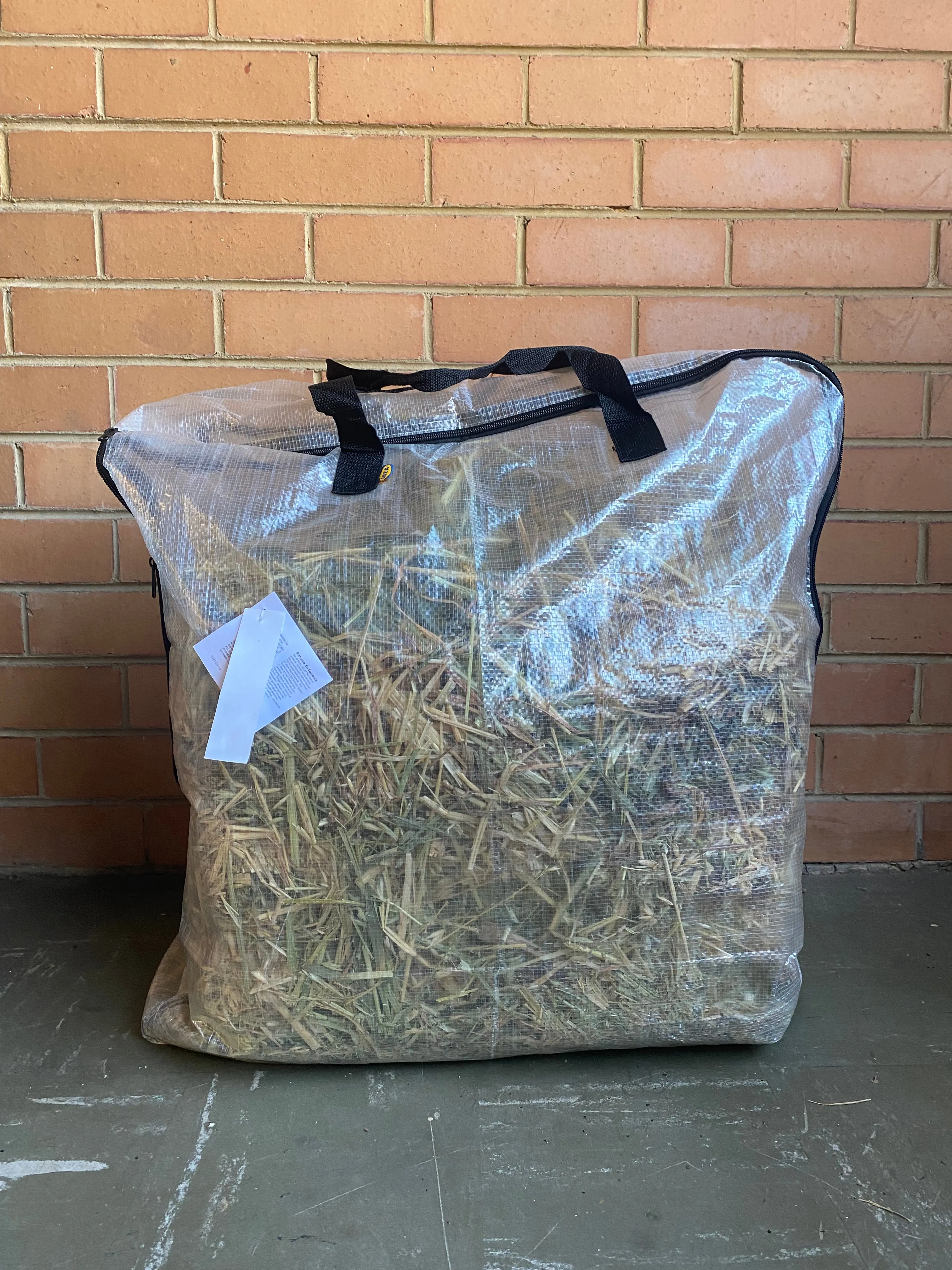 New Season Oaten Hay - Bagged