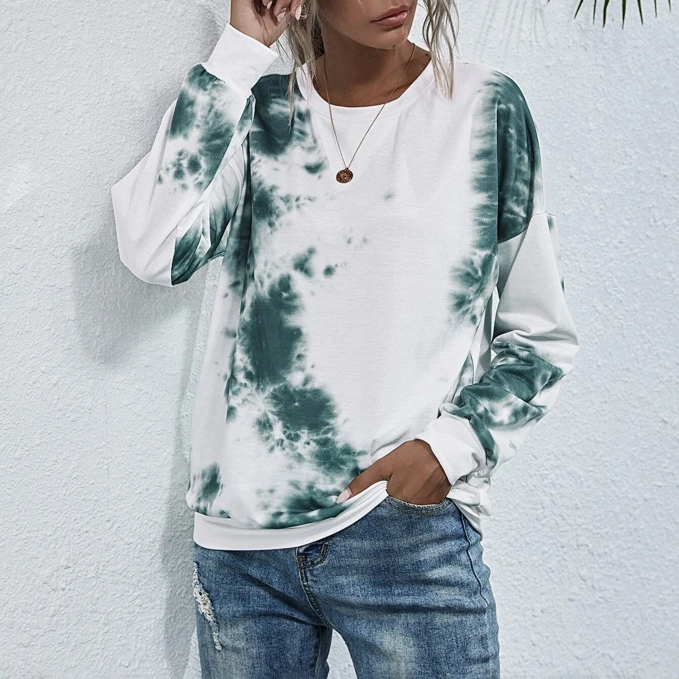 Tie Dye Round Neck Sweatshirt