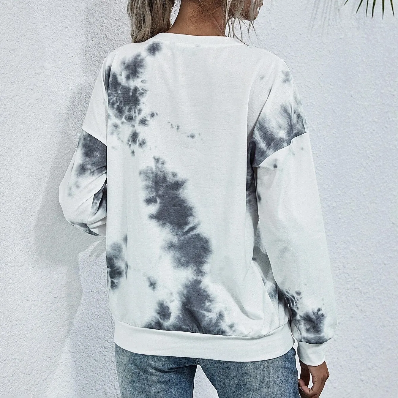 Tie Dye Round Neck Sweatshirt